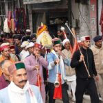 Bada Dev Kamrunag reached Mandi amidst the drizzle of rain