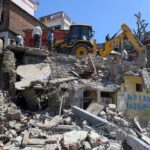 The process of removing illegal encroachments is going on in Chamba, administration is strict..!