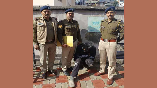 The accused was arrested with 7 grams of chitta during the blockade
